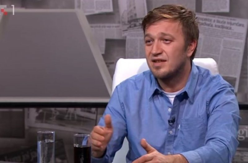 Stari Grad - stari-grad.net - Stanković na početku 'Nedjeljom u 2' pjevao pred Edom Maajkom