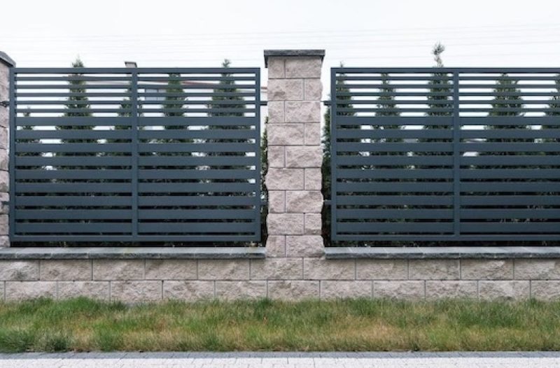 Stari Grad - stari-grad.net - Nekretnine - Dvorišne ograde - najpovoljnije panelne ograde na tržištu!