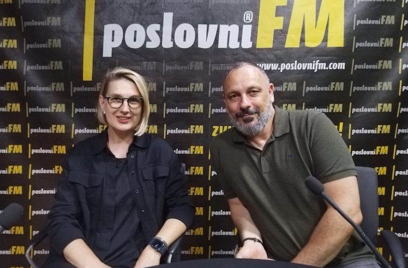 Stari Grad - stari-grad.net - Vetturrelli: qohubs je jedinstvena platforma za samoorganizirajuće grupno učenje